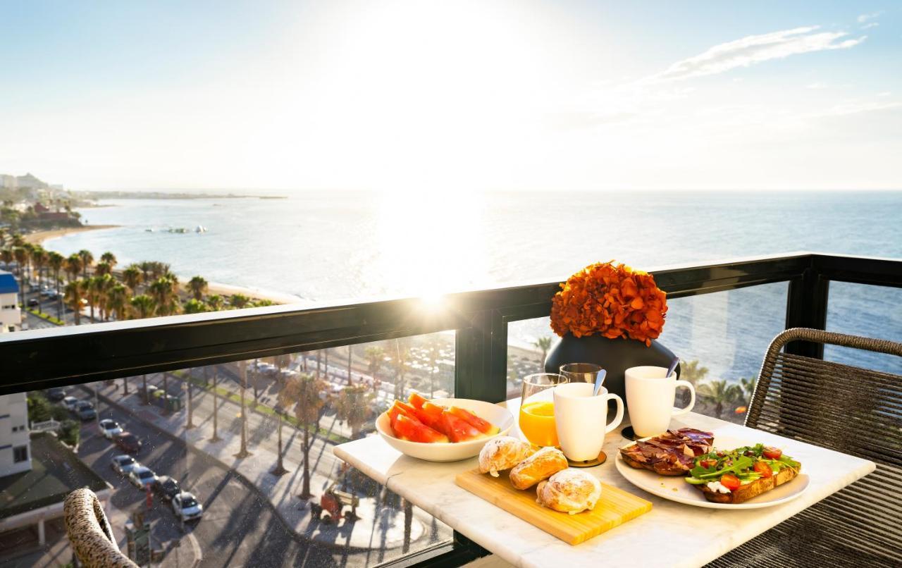 Aloha Apartamentos - Primera Linea De Playa - Vista Al Mar เบนัลมาเดนา ภายนอก รูปภาพ