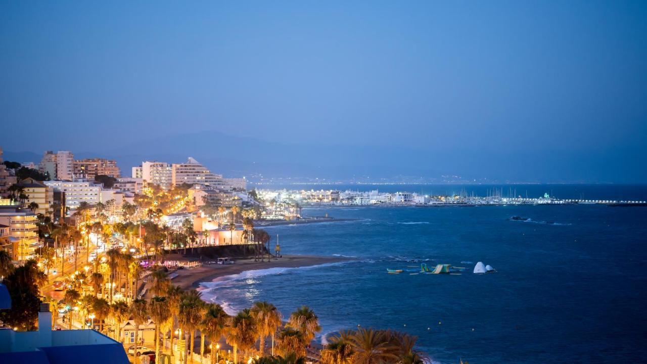 Aloha Apartamentos - Primera Linea De Playa - Vista Al Mar เบนัลมาเดนา ภายนอก รูปภาพ