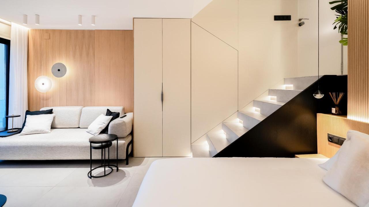 Aloha Apartamentos - Primera Linea De Playa - Vista Al Mar เบนัลมาเดนา ภายนอก รูปภาพ